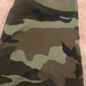 Adidas womens leggings camouflage. It’s very cute it’s new never worn too small.